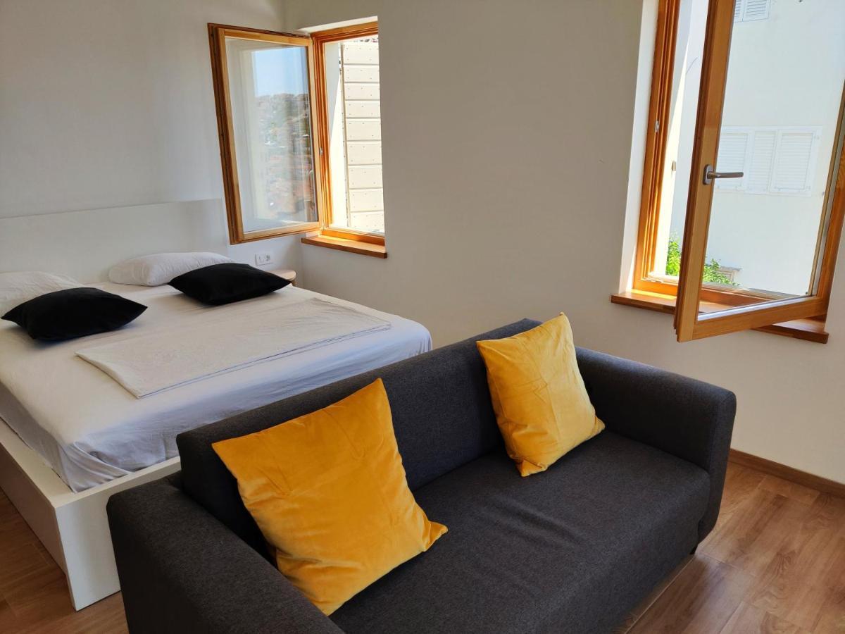 חוואר Brand New Apt W Balcony & Perfect Seaview At Center מראה חיצוני תמונה