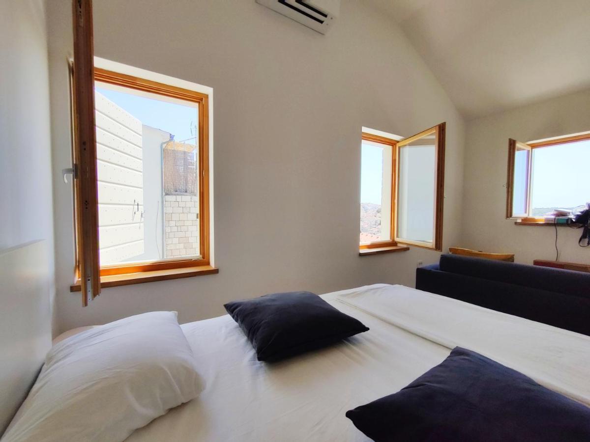 חוואר Brand New Apt W Balcony & Perfect Seaview At Center מראה חיצוני תמונה