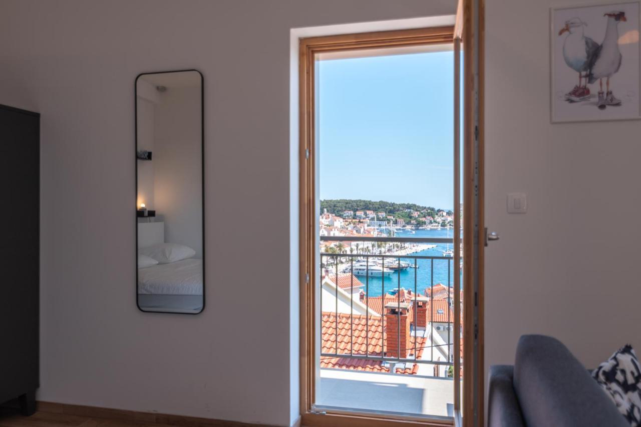 חוואר Brand New Apt W Balcony & Perfect Seaview At Center מראה חיצוני תמונה