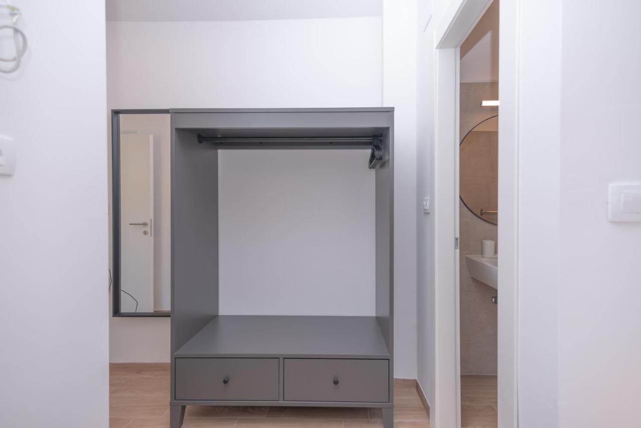 חוואר Brand New Apt W Balcony & Perfect Seaview At Center מראה חיצוני תמונה